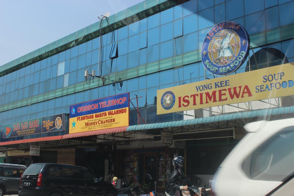 Biz Hotel Batam Нагоя Екстериор снимка