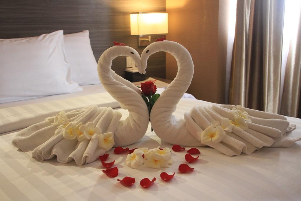 Biz Hotel Batam Нагоя Екстериор снимка