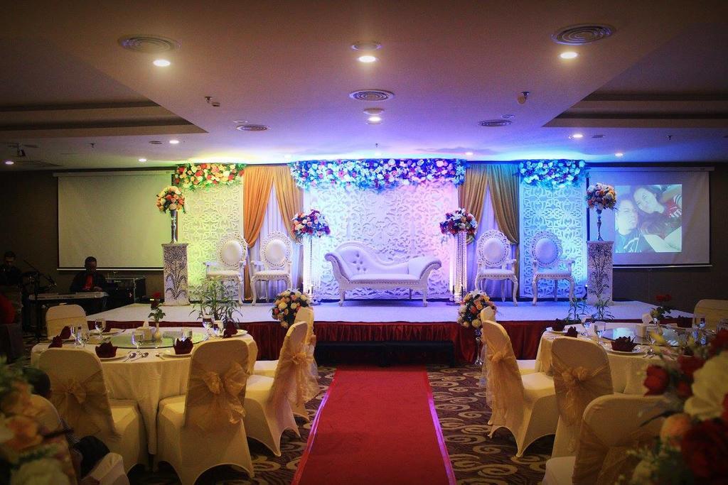 Biz Hotel Batam Нагоя Екстериор снимка