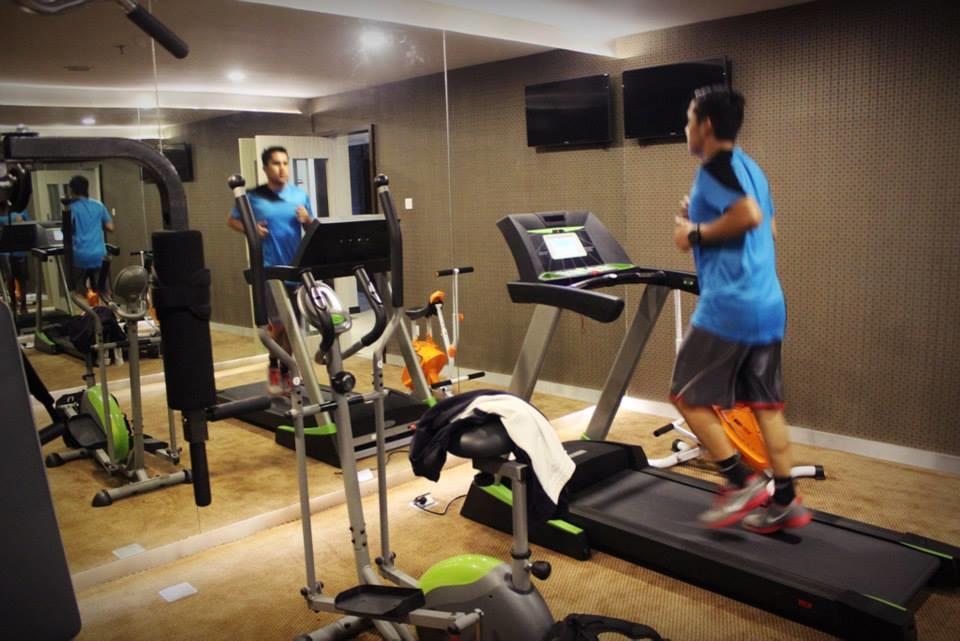 Biz Hotel Batam Нагоя Екстериор снимка
