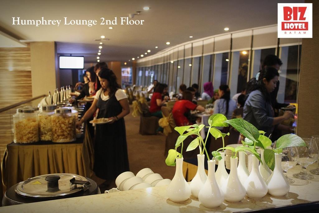 Biz Hotel Batam Нагоя Екстериор снимка