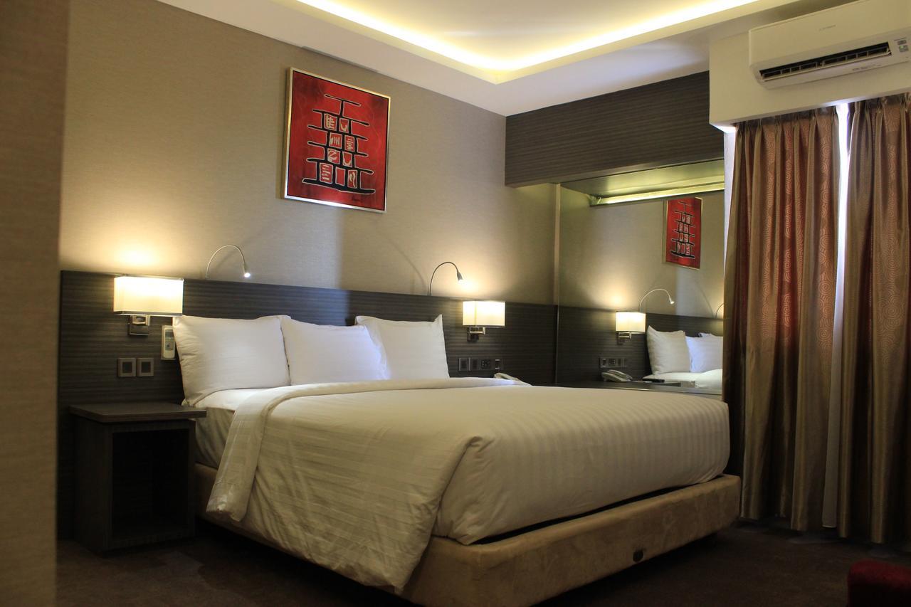 Biz Hotel Batam Нагоя Екстериор снимка
